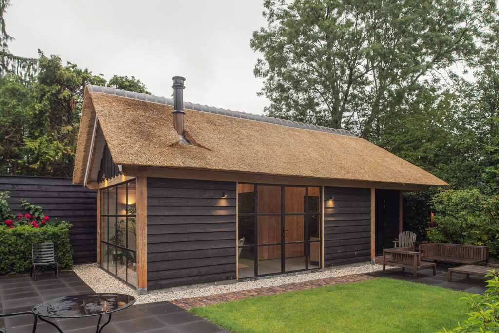 Tuinkamer buitenpracht Laren Rietgedekt