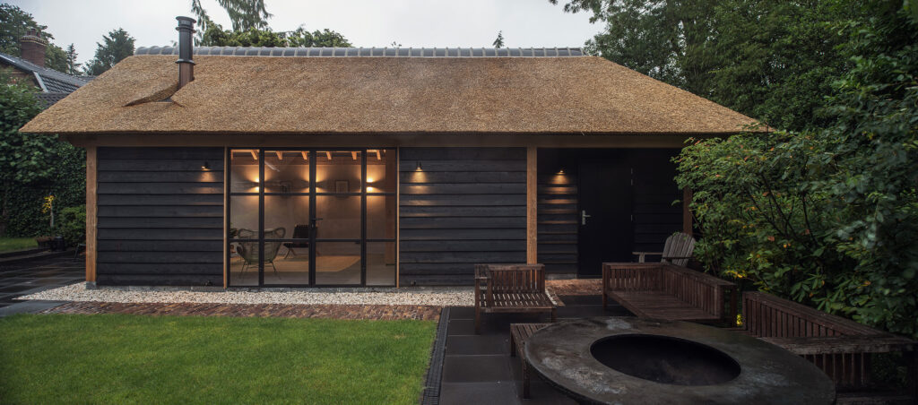 Tuinkamer buitenpracht Laren Rietgedekt