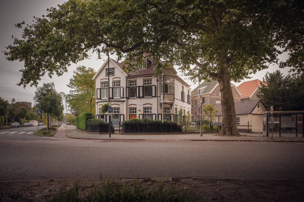 Sfeervolle tuin in Vlaardingen
