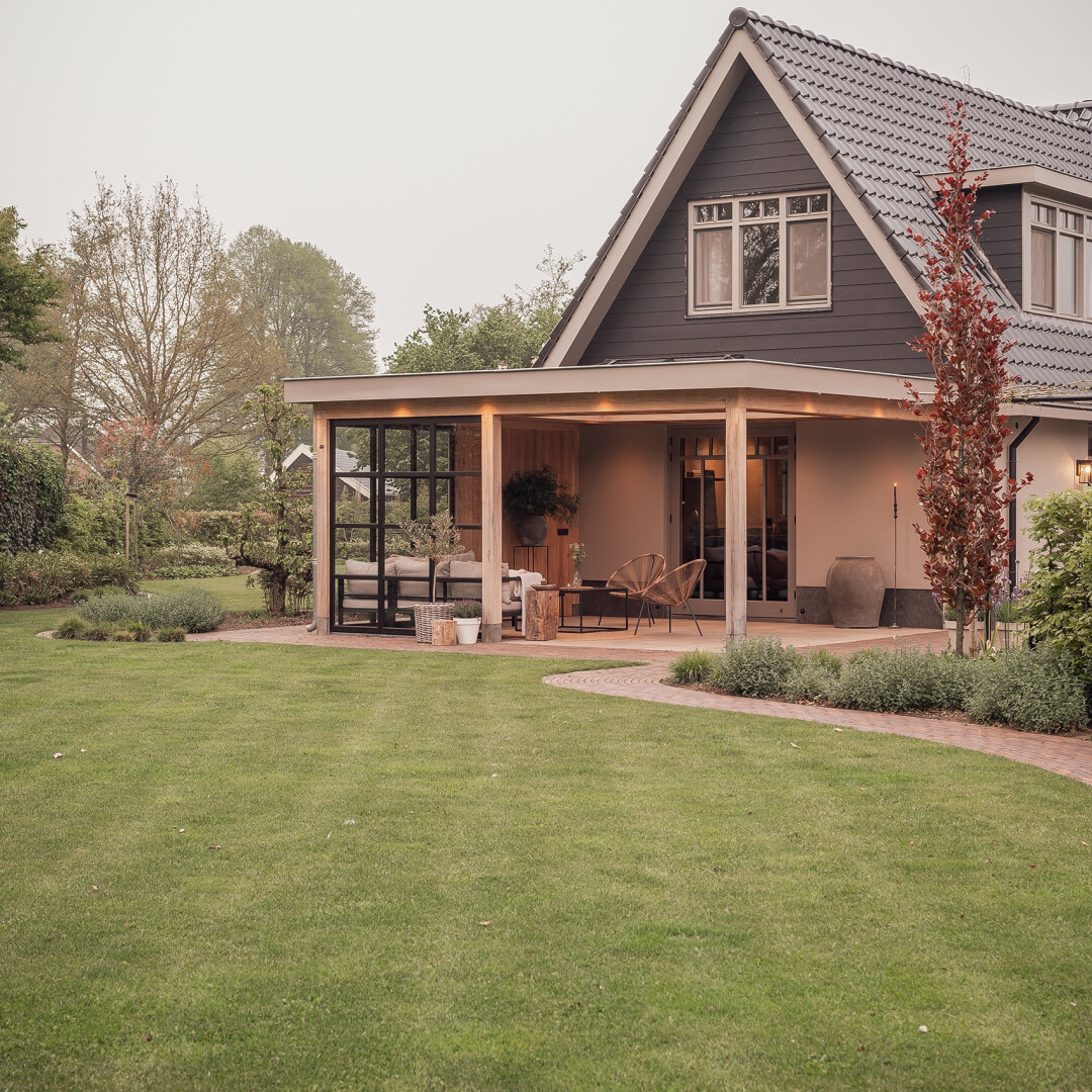 Overkapping vooraanzicht buitenpracht