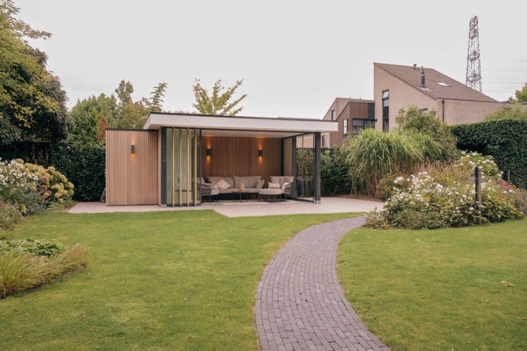 Tuinkamer met berging Elst