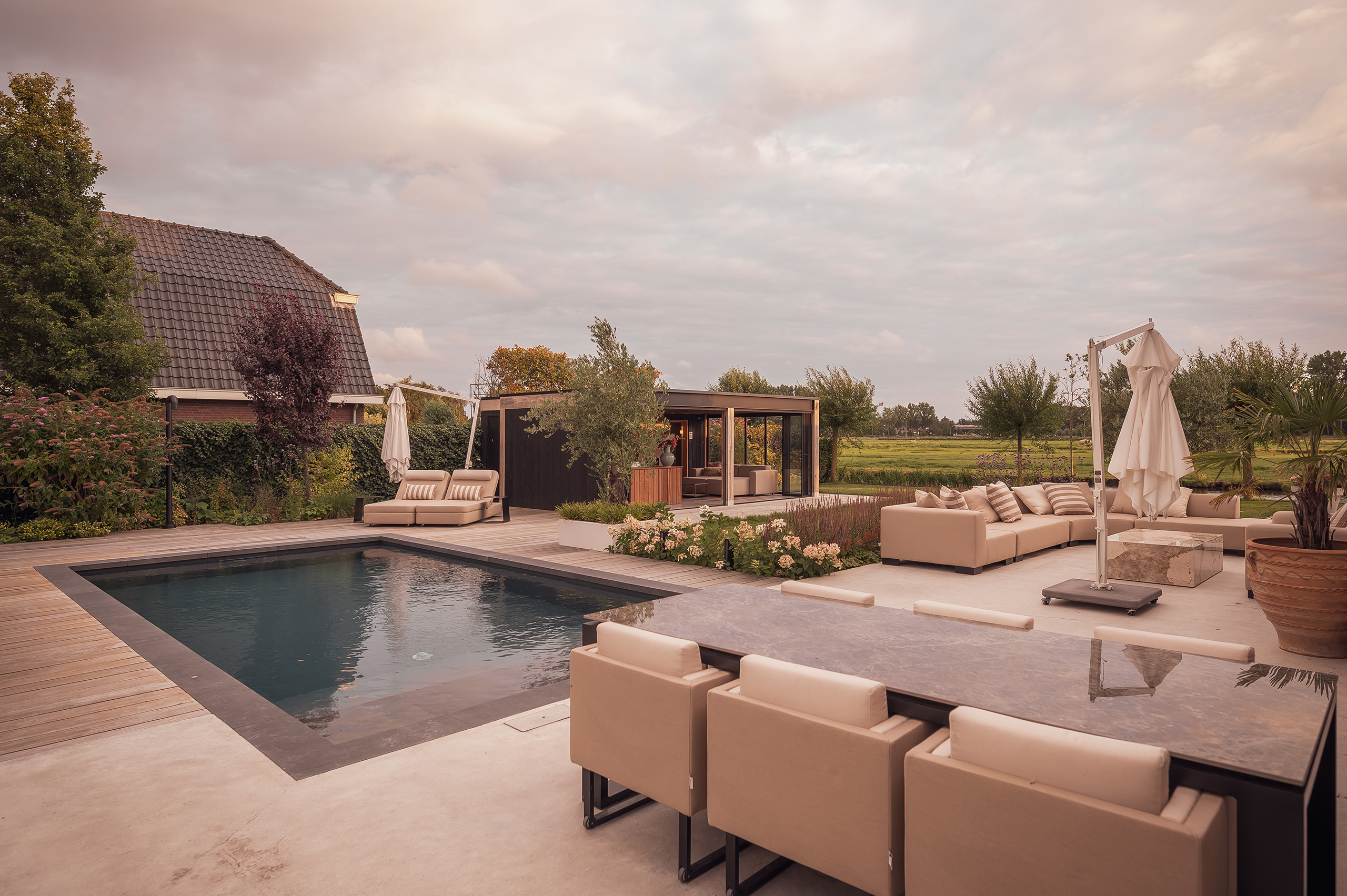 Poolhouse Amstelveen buitenpracht