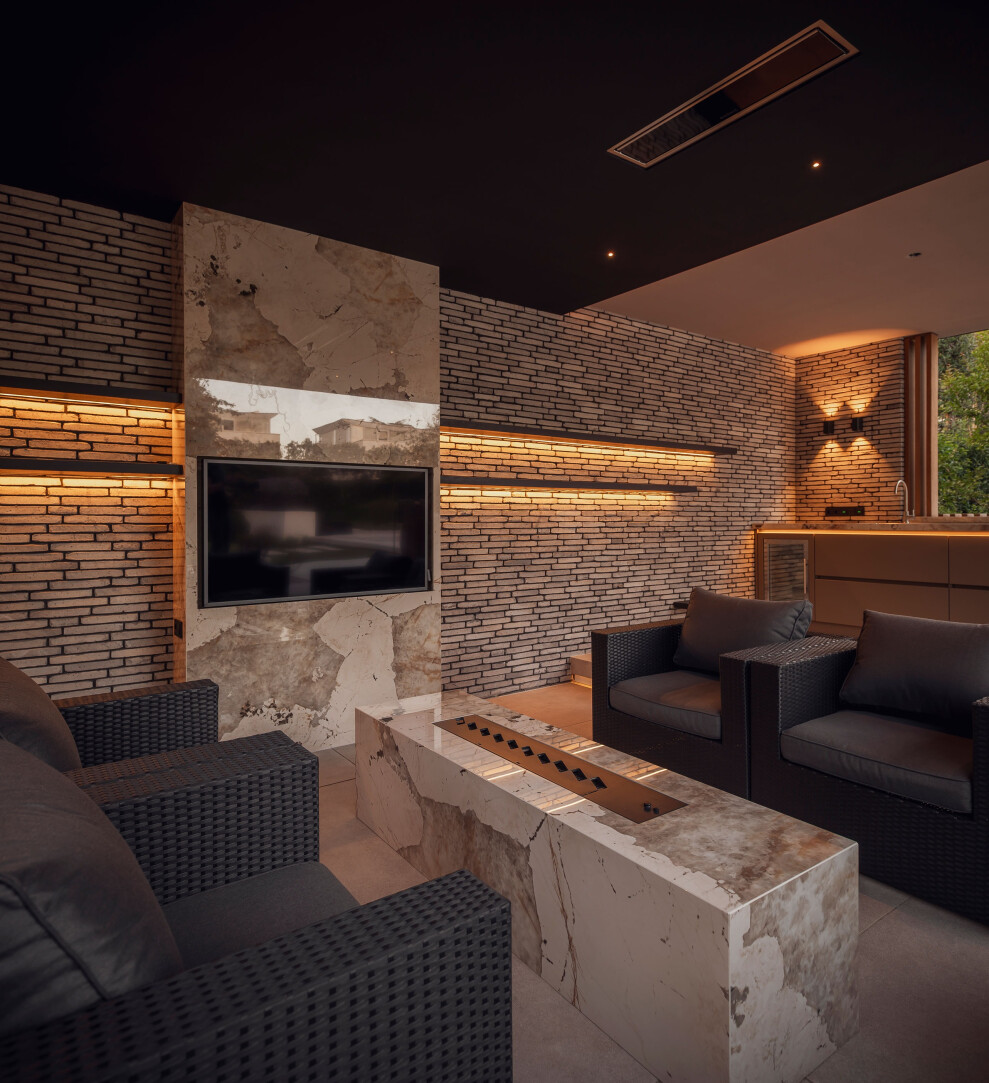 Luxe overkapping aan huis