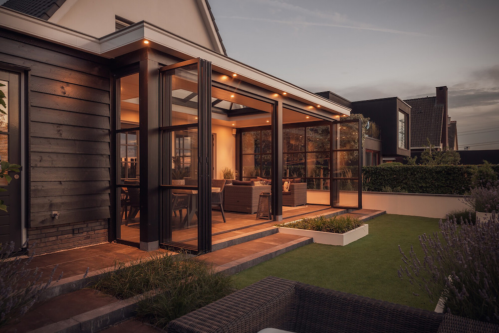 Luxe veranda aan huis