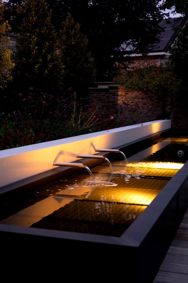 Tuinverlichting bij vijver